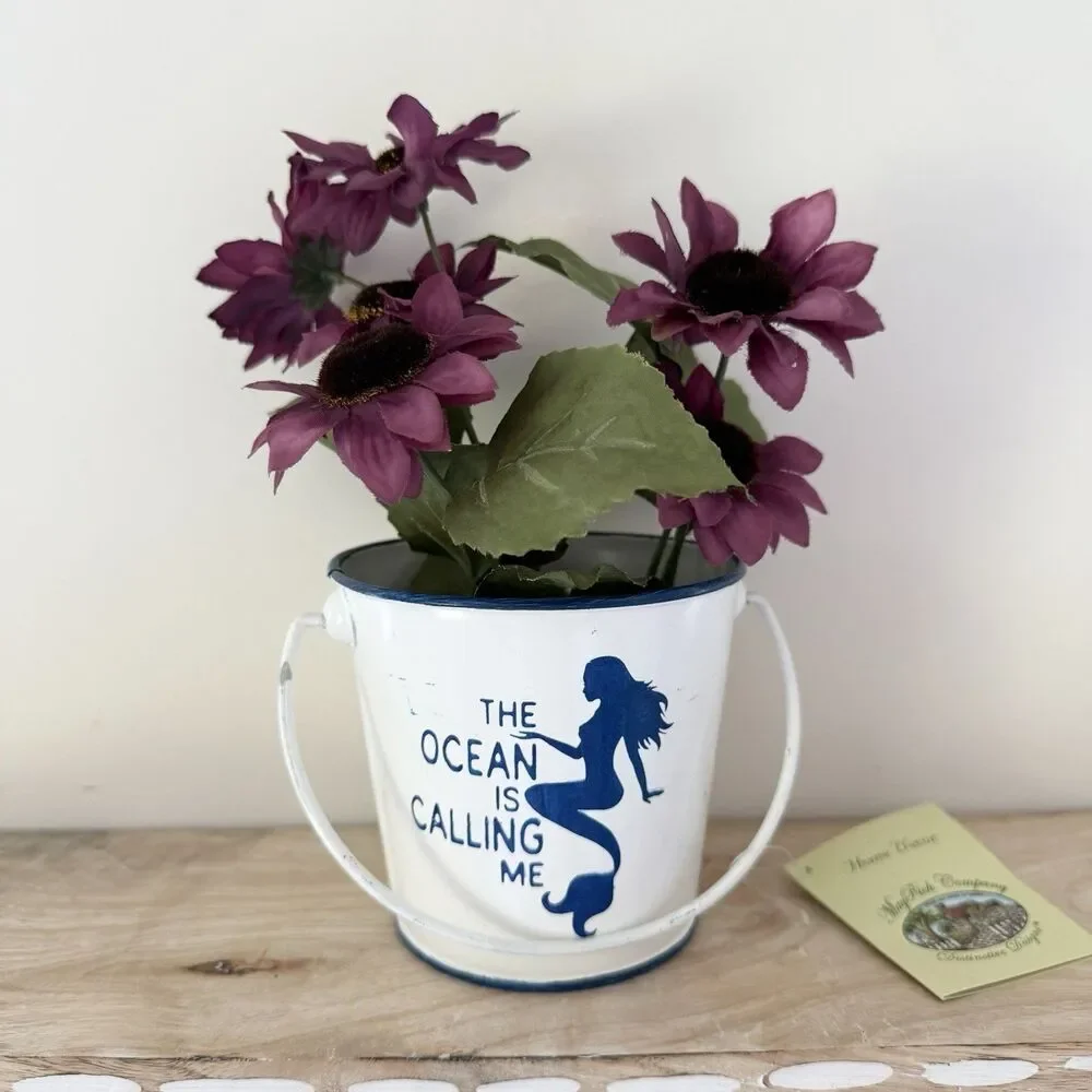Home Decor charming distressed